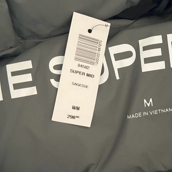 Aritzia women goose down coat - Picture 5 of 7